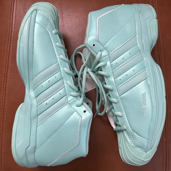 Pro Model 2G - Picture 2 of 5